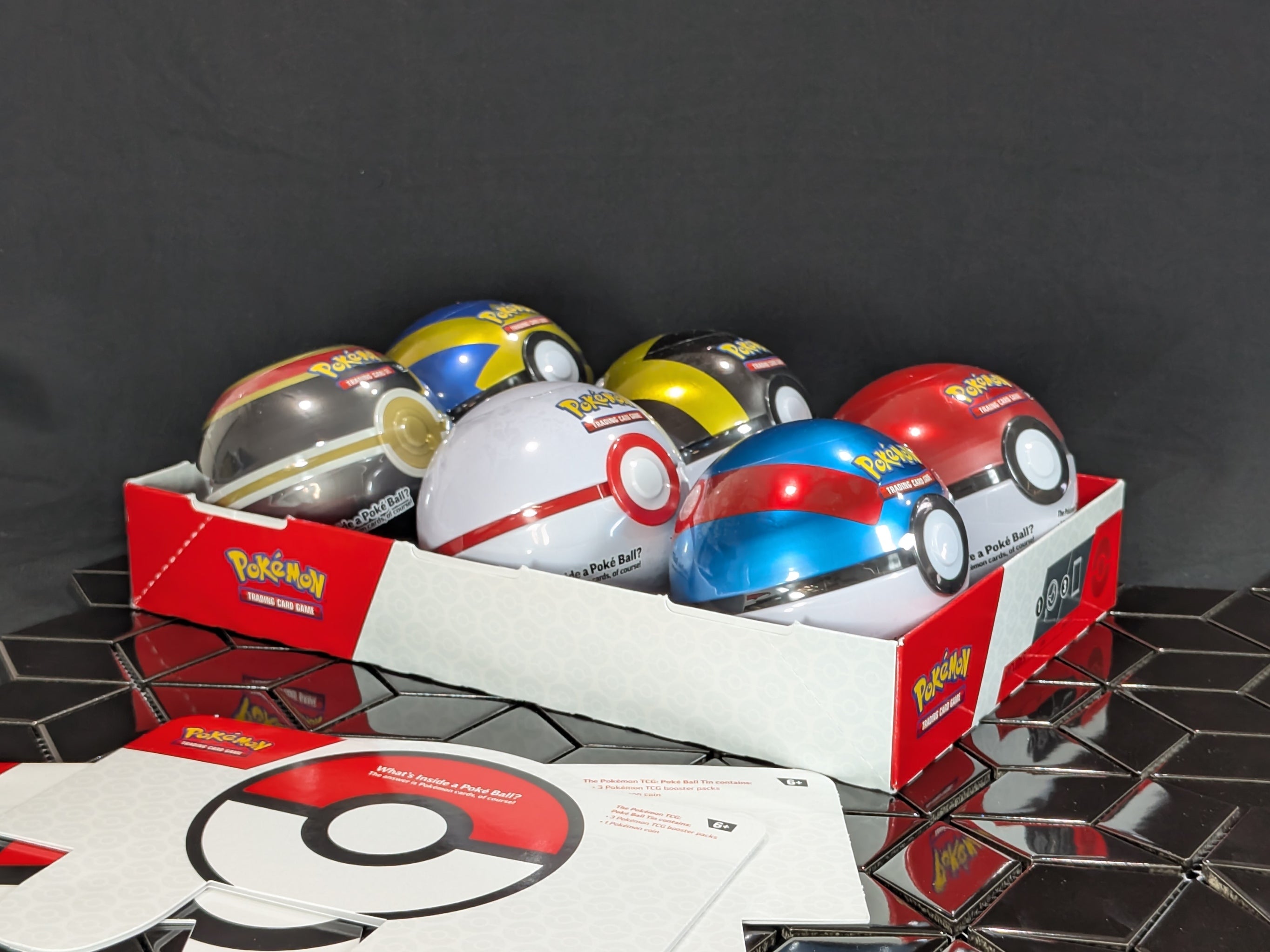 Pokemon TCG A24 Poke Balls with display